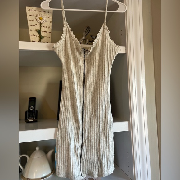 Love tree circle zipped ribbed dress sz L - Picture 5 of 9